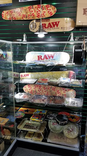 Tobacco Shop «Burn Smoke Shop 2», reviews and photos, 3107 S Shepherd Dr, Houston, TX 77098, USA