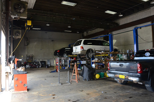 Used Car Dealer «319 Motors», reviews and photos, 2702 6th St SW, Cedar Rapids, IA 52404, USA