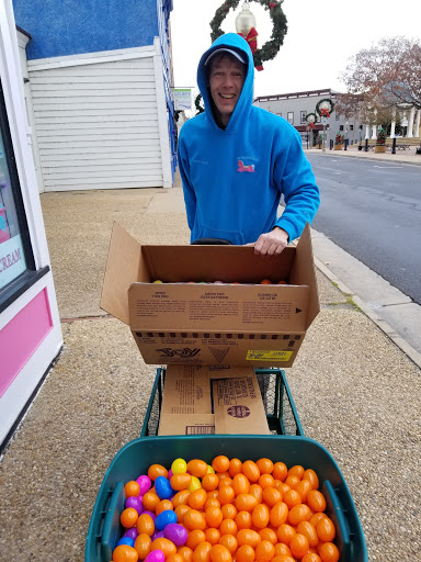 Ice Cream Shop «C&C Frozen Treats», reviews and photos, 409 E Main St, Front Royal, VA 22630, USA