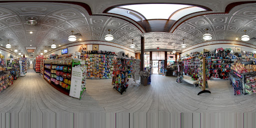 Pet Supply Store «Petport Pet Supply and Grooming Salon», reviews and photos, 40 Main St, Northport, NY 11768, USA