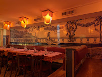 Atmosphère du Restaurant La Trattoria - Pizzeria des Arceaux à Biarritz - n°6