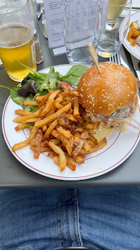 Sandwich au poulet du Restaurant La Cave des Rois à Chambord - n°16