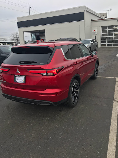 Auto Body Shop «Jake Sweeney Body Shop», reviews and photos, 169 Northland Blvd, Cincinnati, OH 45246, USA