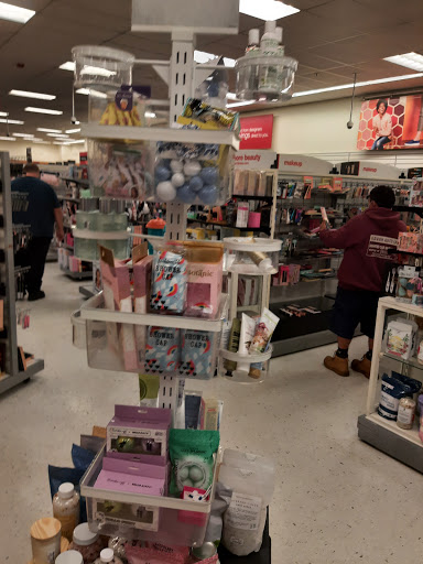 Department Store «T.J. Maxx», reviews and photos, 125 Interstate Shop Center, Ramsey, NJ 07446, USA