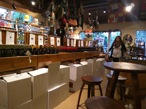 Wine Store «Galena Cellars», reviews and photos, 477 S 3rd St, Geneva, IL 60134, USA