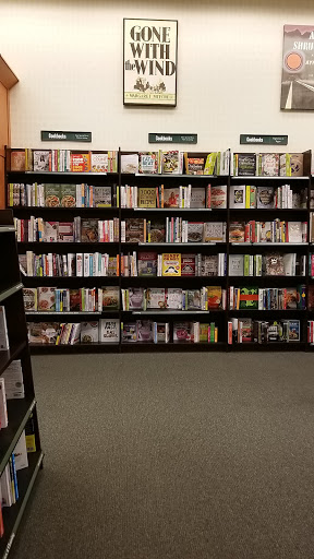 Book Store «Barnes & Noble», reviews and photos, 3561 N Freeway Blvd, Sacramento, CA 95834, USA