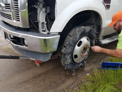 Auto Body Shop «Gerber Collision & Glass», reviews and photos, 3620 Community Rd, Brunswick, GA 31520, USA