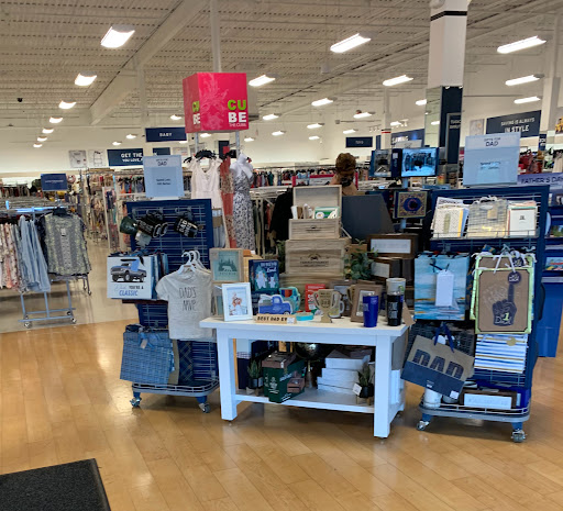 Department Store «Marshalls», reviews and photos, 5562 Silver Hill Rd, District Heights, MD 20747, USA