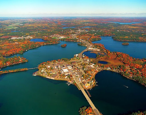 Real Estate Agency «JOLIN-LASIER GROUP | Coldwell Banker, Mulleady Inc. | Minocqua, WI Real Estate | NorthWI.property», reviews and photos, 8262 US-51, Minocqua, WI 54548, USA