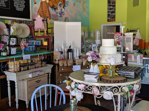 Bakery «Mulberries Cake Shop», reviews and photos, 2027 E Colfax Ave, Denver, CO 80206, USA