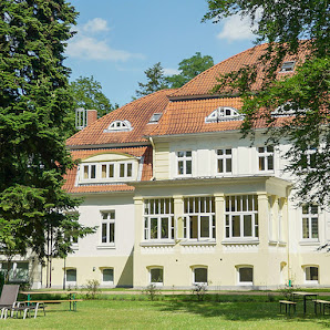 Bildungs- und Tagungszentrum Ostheide Heimvolkshochschule Barendorf e. V. Lüneburger Str. 12, 21397 Barendorf, Deutschland