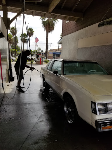 Car Wash «Saddleback Car Wash LLC», reviews and photos, 1501 Long Beach Blvd, Long Beach, CA 90813, USA