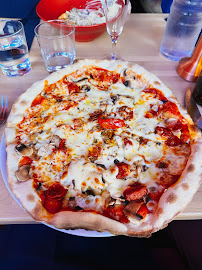 Pizza du Restaurant italien LA SANTA LUCIA cuisine italienne à Dinard - n°16