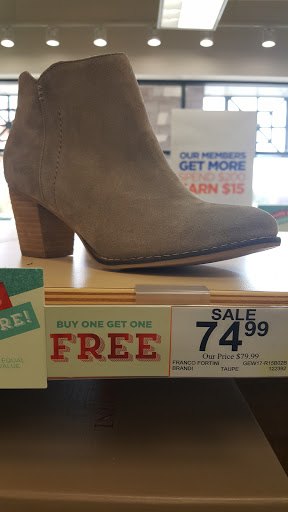 Shoe Store «Rack Room Shoes», reviews and photos, 1636 Gadsden Hwy #100, Birmingham, AL 35235, USA