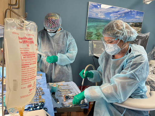 Dental Implants Periodontist «Jose I Arauz, DMD PA», reviews and photos