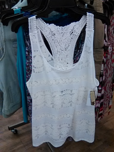 Home Improvement Store «Tractor Supply Co.», reviews and photos, 811 N Humboldt Ave, Willows, CA 95988, USA