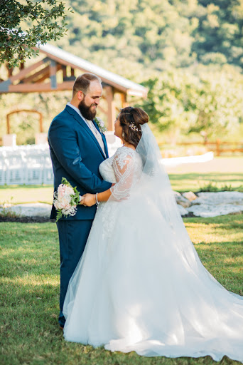 Wedding Venue «THE SPRINGS Event Venue», reviews and photos, 420 Upper Cibolo Creek Rd, Boerne, TX 78006, USA