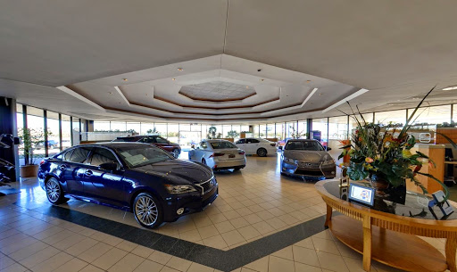 Sterling McCall Lexus Clear Lake