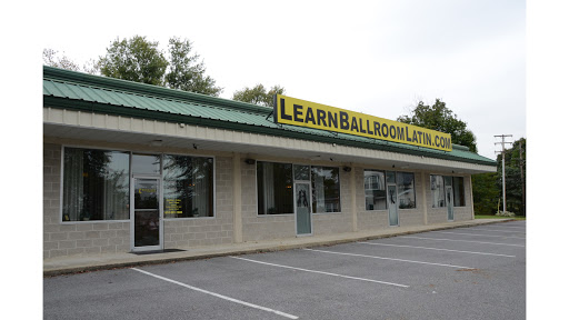 6623 Sullivan Trail, Wind Gap, PA 18091, USA