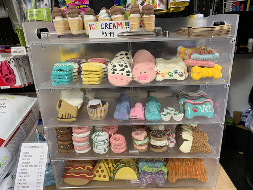 Pet Supply Store «Village Pets & Supplies», reviews and photos, 1036 Hyde St, San Francisco, CA 94109, USA