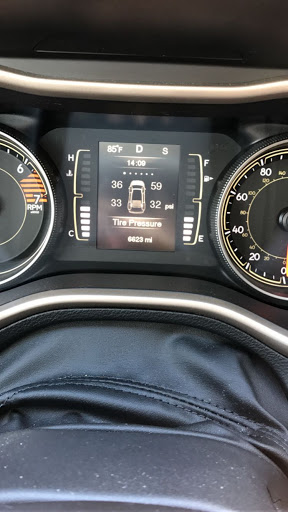 Used Car Dealer «Aventura Chrysler Jeep Dodge Ram», reviews and photos, 2198 NE 163rd St, North Miami Beach, FL 33162, USA