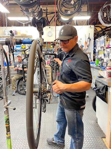 Bicycle Store «Peak Cycles - BikeParts.com», reviews and photos, 1224 Washington Ave, Golden, CO 80401, USA