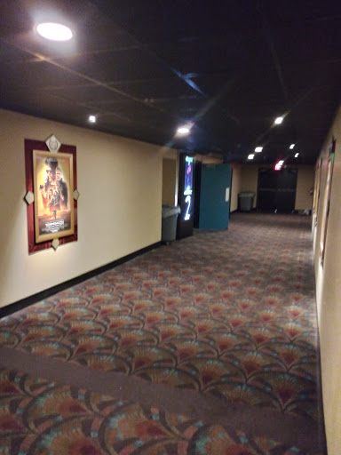 Movie Theater «B&B Theatres Festus 8 Cinema», reviews and photos, 1522 Parkway W, Festus, MO 63028, USA