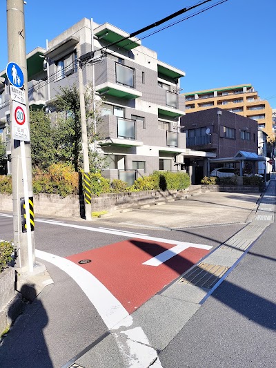 暗闇ヘッドスパＡｌｂａ 東山公園駅前店
