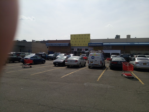 Discount Store «National Wholesale Liquidators», reviews and photos, 7101 Kissena Blvd, Flushing, NY 11367, USA