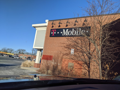 T-Mobile, 613 Belmont Ave, Springfield, MA 01108, USA, 