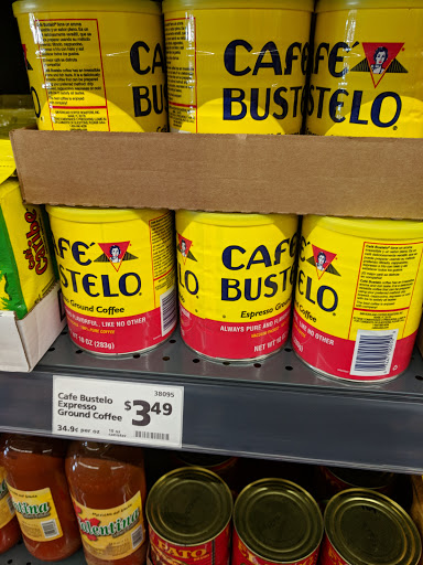 Shopping Mall «Merritt Park Shopping Center», reviews and photos, 1762 Merritt Blvd, Dundalk, MD 21222, USA