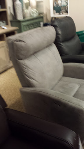 Furniture Store «Havertys Furniture», reviews and photos, 1175 Eglin Pkwy, Shalimar, FL 32579, USA