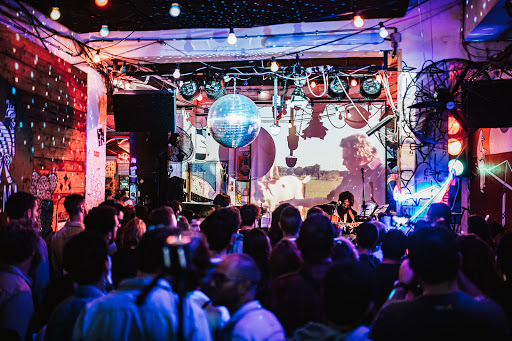 Nightclubs open on Sunday in Tel Aviv