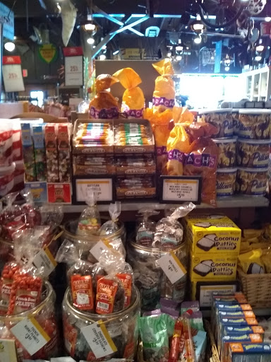 American Restaurant «Cracker Barrel Old Country Store», reviews and photos, 9380 19th Ln, Vero Beach, FL 32966, USA