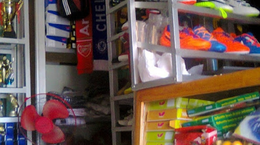 Paramount Sports Shop, Area 1, by Shagari Plaza, Moshood Abiola Rd, Garki 900241, Abuja, Nigeria, Paint Store, state Nasarawa