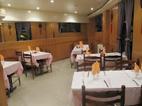 Atmosphère du Restaurant chinois GOUT-NATURE à Issy-les-Moulineaux - n°1
