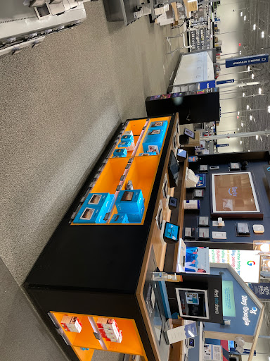 Electronics Store «Best Buy», reviews and photos, 53 Boston Post Rd, Orange, CT 06477, USA