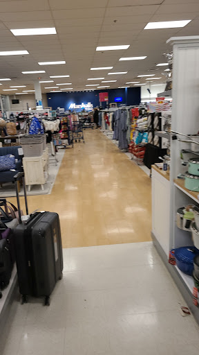 Department Store «Marshalls», reviews and photos, 90 Pleasant Valley Rd., Methuen, MA 01844, USA