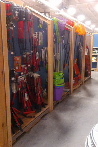 Pet Supply Store «CountryMax - Dewitt», reviews and photos, 3179 Erie Blvd E, Syracuse, NY 13214, USA