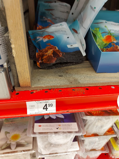 Pet Supply Store «Petco Animal Supplies», reviews and photos, 364 Randall Rd, South Elgin, IL 60177, USA