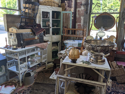 Corner Antiques and Collectibles