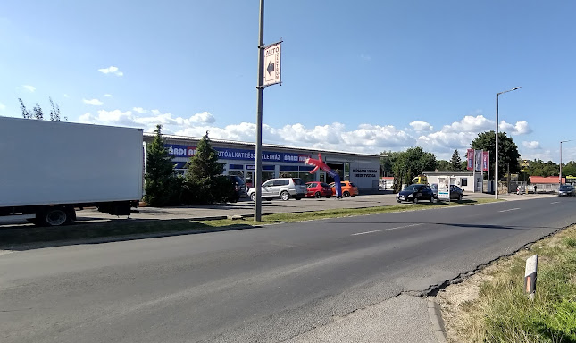 Bárdi Autó Vác - Autószerelő
