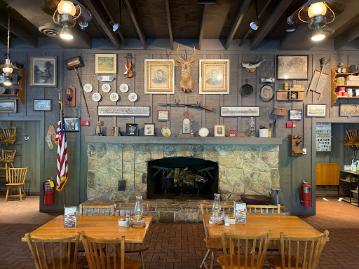 American Restaurant «Cracker Barrel Old Country Store», reviews and photos, 941 GA-140, Adairsville, GA 30103, USA