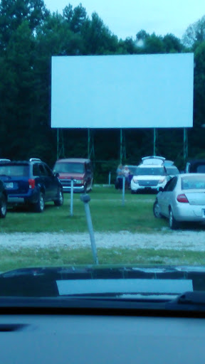 Drive-in Movie Theater «Bel-Air Drive-In Theater», reviews and photos, 337 US-421, Versailles, IN 47042, USA