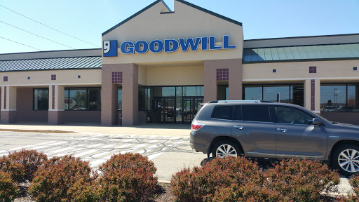 Thrift Store «Goodwill», reviews and photos, 1201 Savoy Plaza Ln, Savoy, IL 61874, USA
