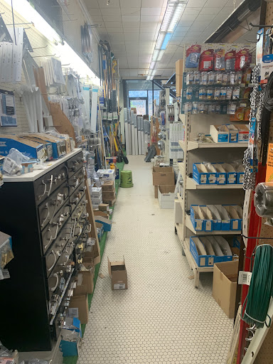 Hardware Store «Ideal Hardware & Paint Center», reviews and photos, 3909 Cuming St, Omaha, NE 68131, USA