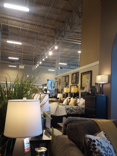 Furniture Store «Ashley HomeStore», reviews and photos, 14600 Ocean Gate Ave, Hawthorne, CA 90250, USA