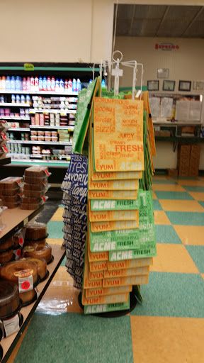 Grocery Store «Supreme Shop n Bag», reviews and photos, 4301 Walnut St, Philadelphia, PA 19104, USA