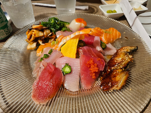 Sushi Ramen House image