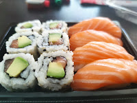 Plats et boissons du Restaurant japonais Sushi Hachi Maki à Paris - n°1